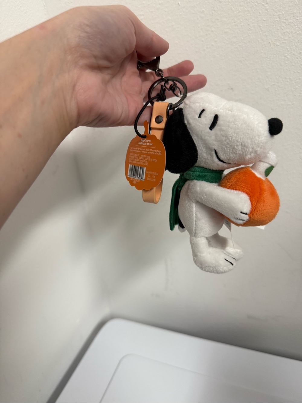 Starbucks x Peanuts Snoopy Keychain with Orange Pumpkin and Green Scarf